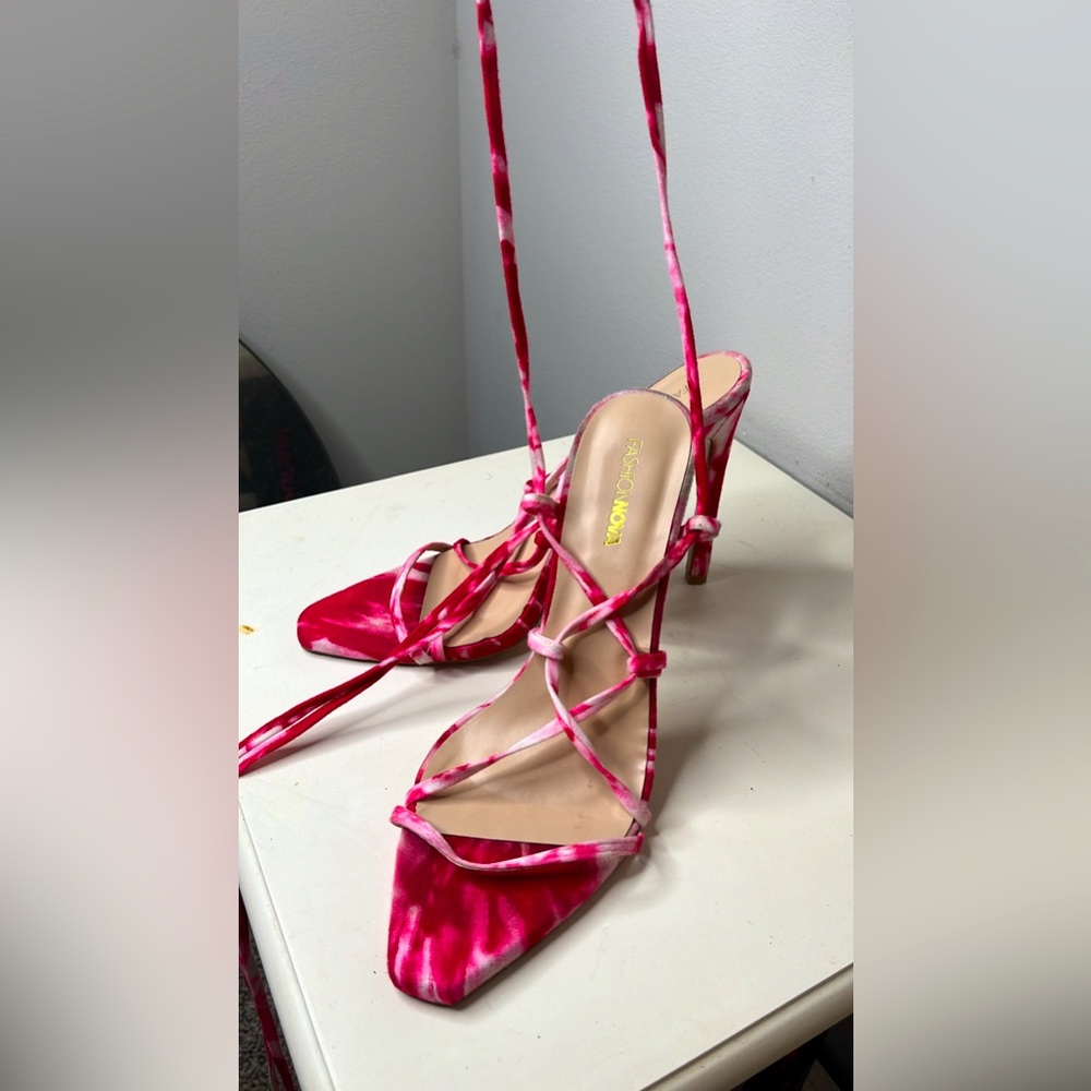 Fashion Nova Pink/Combo Heels